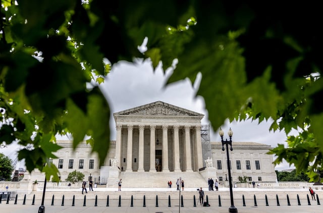 The U.S. Supreme Court building is seen in Washington, U.S., May 20, 2024. REUTERS/Evelyn Hockstein/File Photo