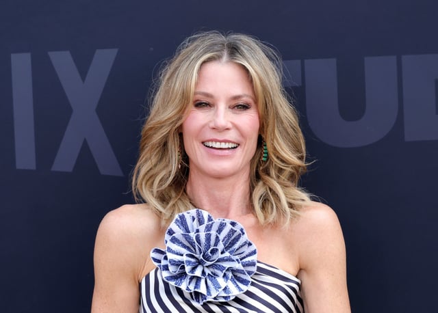 Julie Bowen on May 31, 2025 in Inglewood, CA.