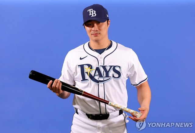 This Feb. 17, 2025, Getty Images file photo shows Kim Ha-seong of the Tampa Bay Rays during the team's photo day at Charlotte Sports Park in Port Charlotte, Florida. (Yonhap)