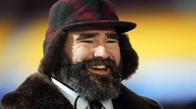 Jason Kelce Texans-Chiefs pregame