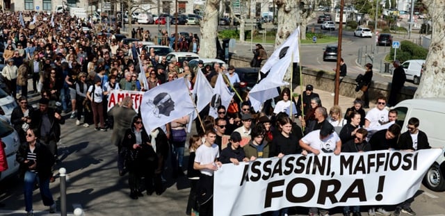Manifestation contre la criminalité organisée en Corse, le 8 mars 2025 à Ajaccio