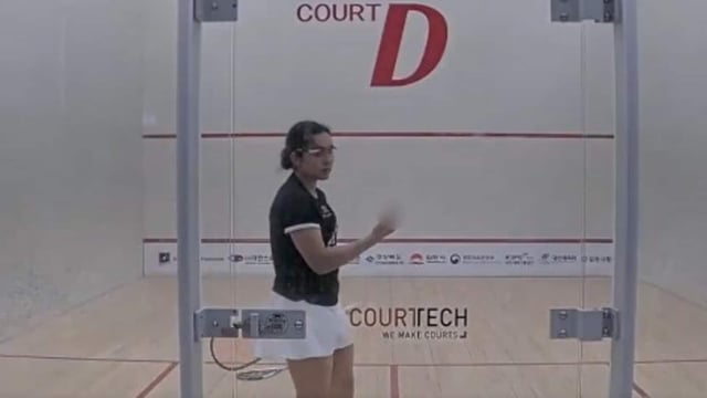 Pakistan's junior squash player has drawn controversy for her obscene gesture