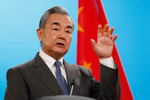 Le ministre des Affaires étrangères chinois Wang Yi le 3 juillet 2025 à Berlin