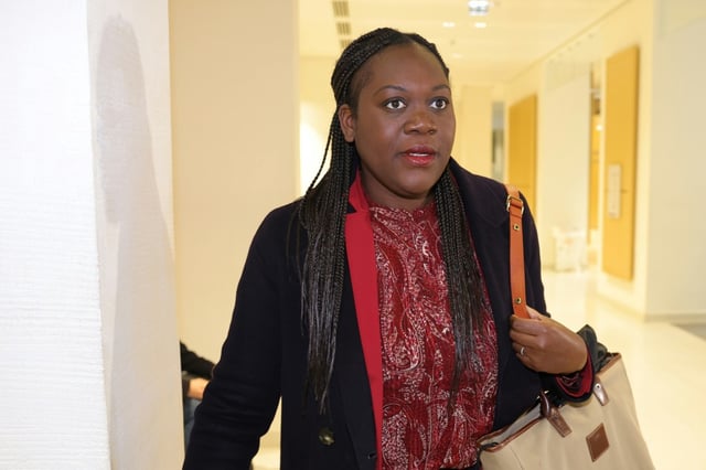 L'ancienne députée La République en marche (LREM) Laetitia Avia, au palais de justice de Paris, le 9 mai 2023