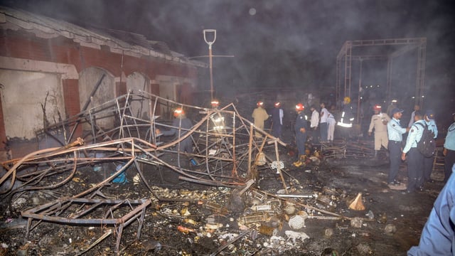 Fire breaks out at Vishal Mega Mart in Karol Bagh.
