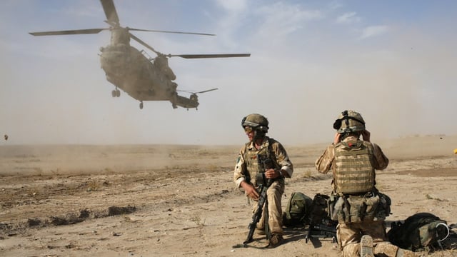 British Army soldiers from the 3rd Battalion The Parachute Regiment conduct the strike operation Southern Beast in 2008 in Kandahar Province, Afghanistan