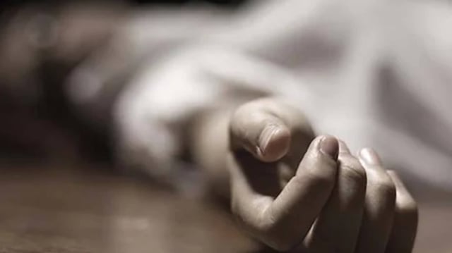 MP Young Man Dies by Suicide During Instagram Live Over Love Affair  | Image: Representative