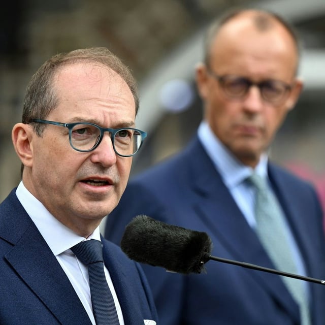 Bundesinnenminister Alexander Dobrindt strebt Verhandlungen mit der Taliban an.