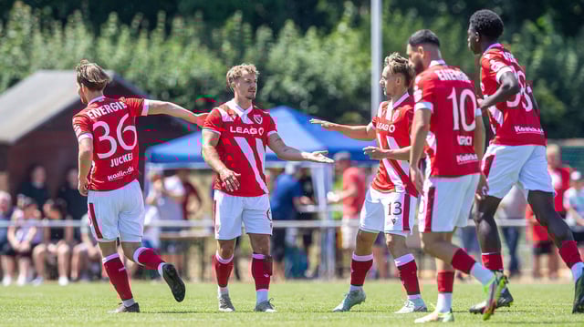 energie-cottbus-jubel-neustrelitz