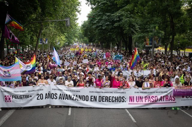 La marcha del Orgullo en Madrid, en imágenes.