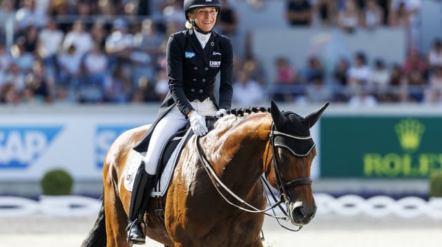 Auch Ingrid Klimke reist mit Vayron zur EM