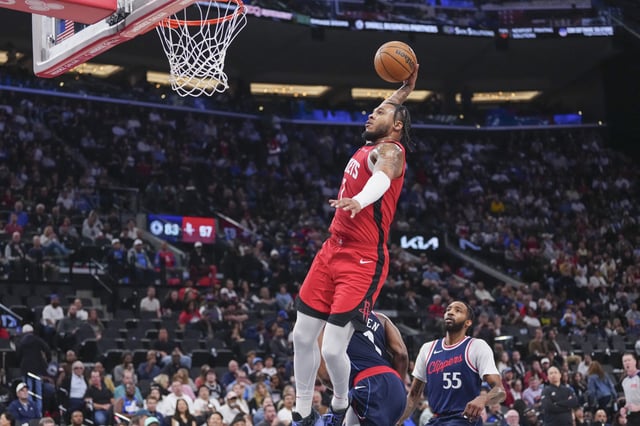Apr 9, 2025; Inglewood, California, USA; Houston Rockets guard Cam Whitmore (7) dunks against the Los Angeles Clippers in the second half at Intuit Dome. Mandatory Credit: Kirby Lee-Imagn Images/File Photo
