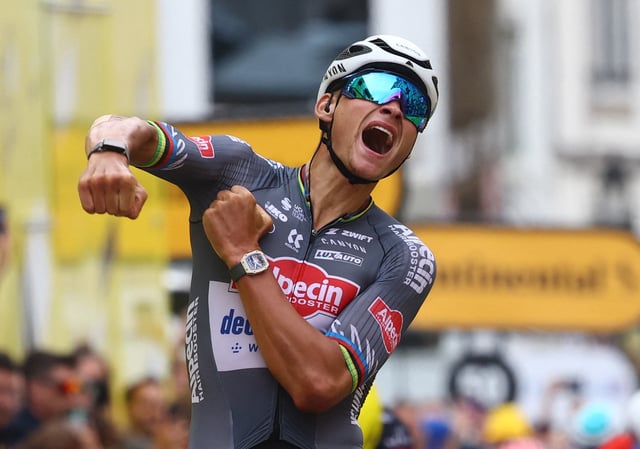 Cycling - Tour de France - Stage 2 - Lauwin-Planque to Boulogne-sur-Mer - Boulogne-sur-Mer, France - July 6, 2025 Alpecin-Deceuninck's Mathieu Van Der Poel celebrates winning stage 2 REUTERS/Sarah Meyssonnier