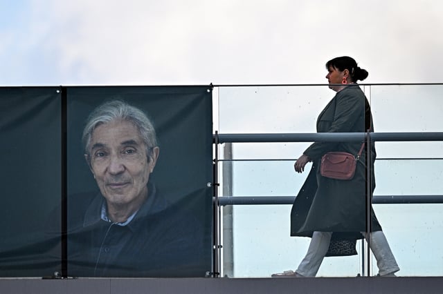«Par son amour de la vérité et de la liberté, par sa double nationalité, par sa passion envers la langue française, il représentait un danger intolérable pour l’oligarchie qui régit Alger.»