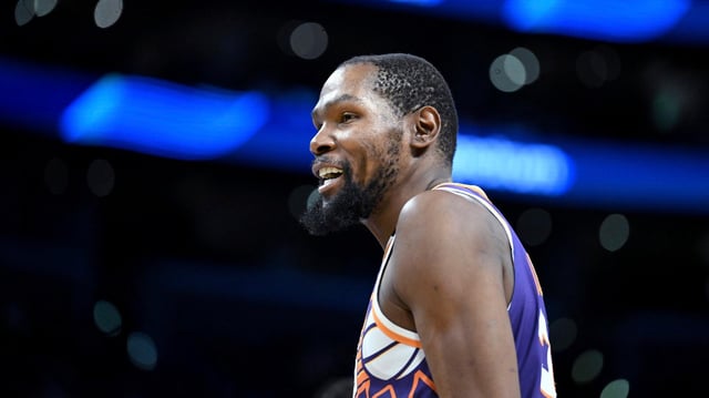 NBA-Basketballprofi Kevin Durant 2025 im Trikot der Phoenix Suns