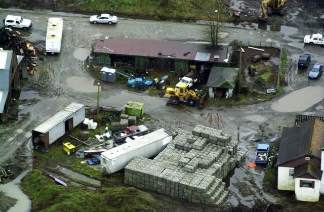  RCMP were searching the Pickton pig farm in in Port Coquitlam when this photo was taken in 2002.
