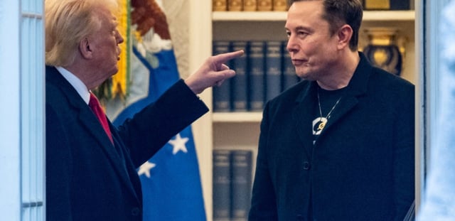 AFP - Le président américain Donald Trump et Elon Musk (D) dans le Bureau ovale à Washington le 14 mars 2025