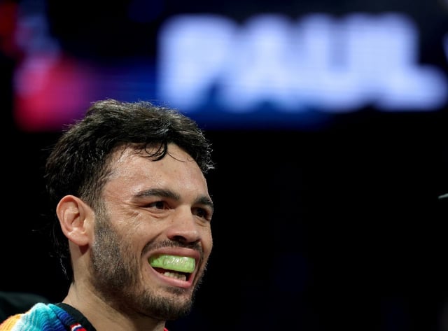 Julio Cesar Chavez Jr., whose sports career is on the decline at the age of 39, is alleged to have ties to the Sinaloa cartel