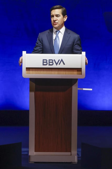El BBVA retoca el folleto de la opa al Sabadell y sigue barajando recurrir al Supremo.