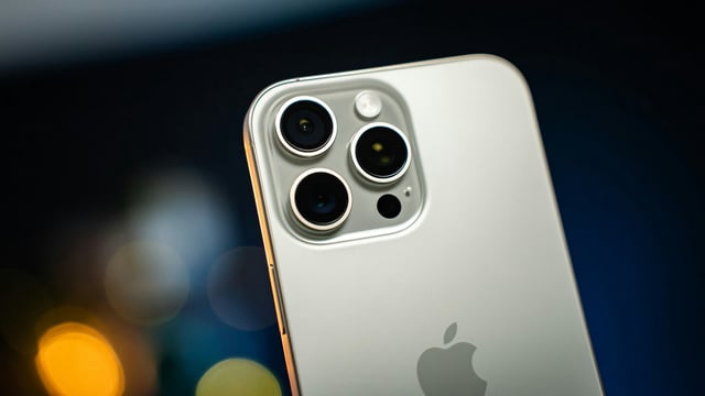 Rumours around iPhone 17 Pro Max’s design and camera are heating up as India gears up for Apple’s September launch.