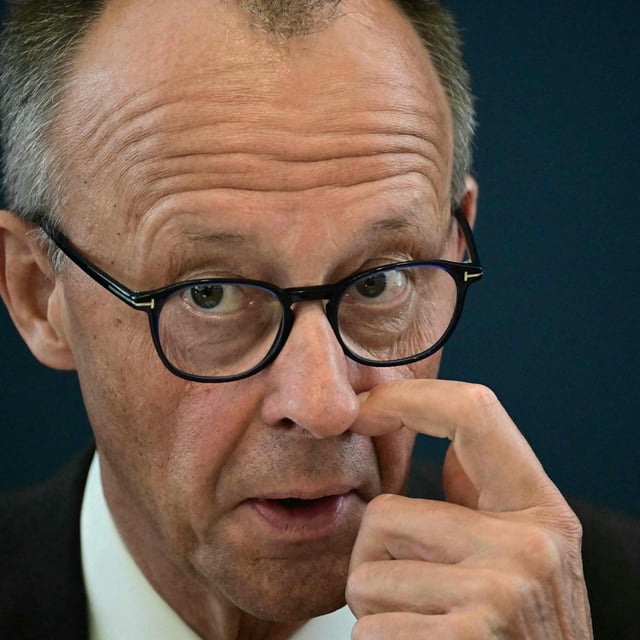 Bundeskanzler Friedrich Merz möchte Mehrarbeit belohnen.