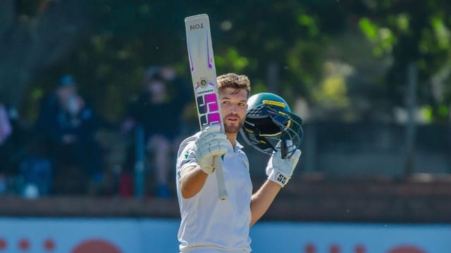 Wiaan Mulder's decision to declare South Africa's innings despite being on the cusp of breaking Brian Lara's record has not gone down too well with fans. 