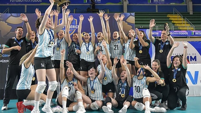 Las Panteras venían de superar a Perú, Chile, Venezuela y el triunfo ante Brasil las dejó en la primera posición de la Copa, con 12 puntos. FOTO: Diario Conclusión.