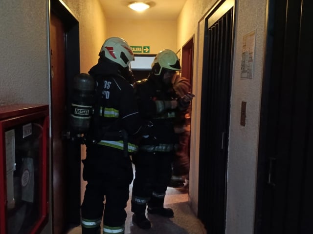 Saavedra: El monóxido de carbono como protagonista en un edificio ubicado sobre Jaramillo al 2800. Bomberos y personal policial debieron acudir al lugar. Foto: Policía de la Ciudad