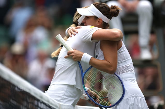 Tennis - Wimbledon - All England Lawn Tennis and Croquet Club, London, Britain - July 7, 2025 Switzerland's Belinda Bencic celebrates winning her round of 16 match against Russia's Ekaterina Alexandrova REUTERS/Isabel Infantes