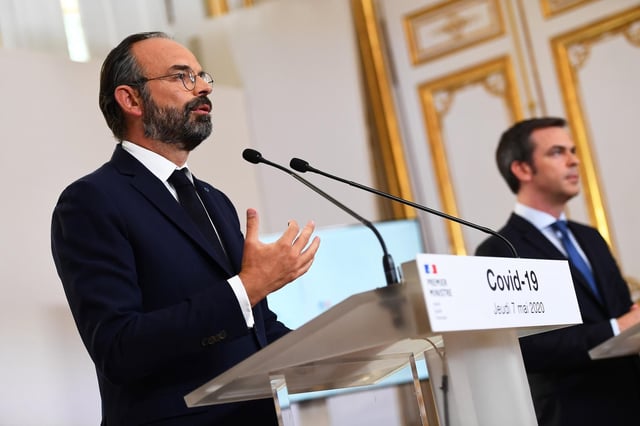 La Cour de justice de la République a prononcé, lundi 7 juillet 2025, un non-lieu à l’encontre d’Édouard Philippe, Olivier Véran et Agnès Buzyn pour des plaintes concernant leur gestion de la crise sanitaire. (Photo Édouard Philippe et Olivier Véran lors d’une conférence de presse sur l’épidémie, en mai 2020)