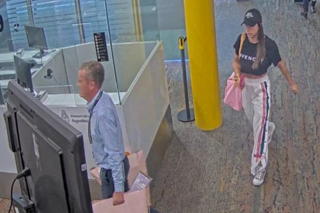 La llegada al país de Laura Arrieta, única pasajera de un vuelo privado que hoy investiga la Justicia