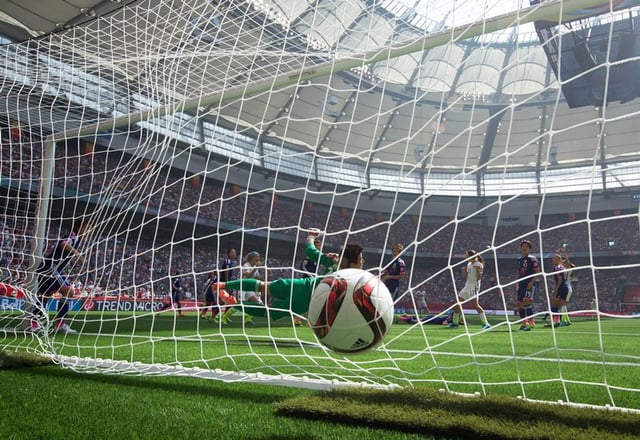 United States' Lauren Holiday, centre right, Megan Rapinoe, centre left, Meghan Klingenberg (22) and Morgan Brian (14) celebrate Holiday's goal against Japan during first half action in the FIFA Women'sWorld Cup soccer final in Vancouver, B.C., on Sunday, July 5, 2015. 