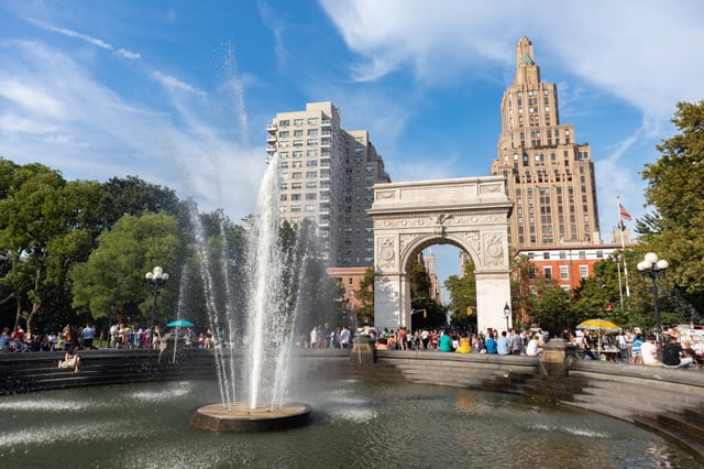 The 21-year-old victim was stabbed in the abdomen after he was engaged in a fight with another man around 7:43 p.m. inside Washington Square Park, according to police sources. (Shutterstock)