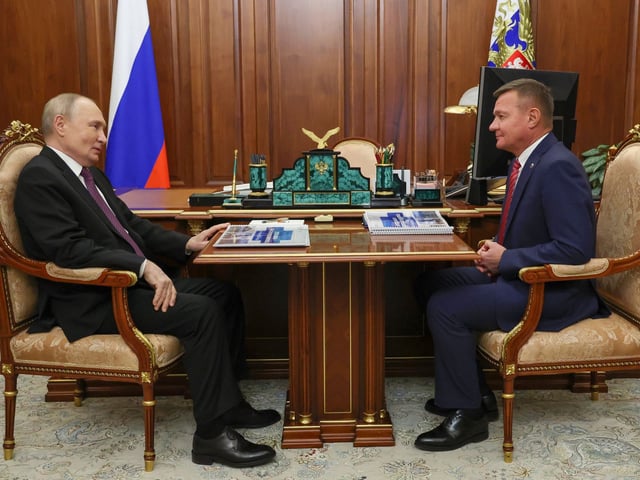 Kremlchef Wladimir Putin feuerte Verkehrsminister Roman Starowoit nach einem guten Jahr im Amt - kurz darauf wurde er tot aufgefunden. (Archivbild)