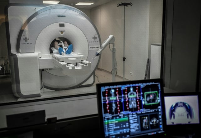 La mortalité en France, causée d'abord par les cancers et les maladies circulatoires, a atteint en 2023 un niveau "historiquement bas" essentiellement lié au reflux du Covid-19