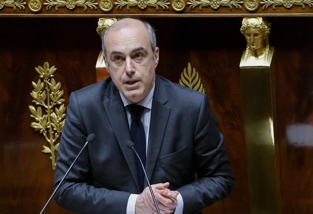 En déplacement à Chartres, François Bayrou rend hommage à Olivier Marleix, disparu la veille