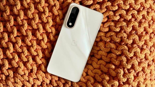 This Marble Sands finish on OnePlus Nord 5 is a salute to the marble-like finish from the first Nord, years earlier. (Vishal Mathur | HT photo)