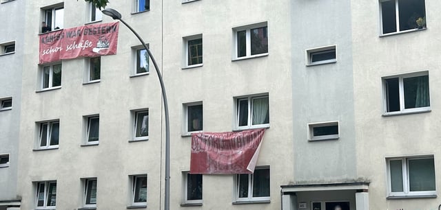 Blick auf das Haus in der Habersaathstraße in Berlin-Mitte