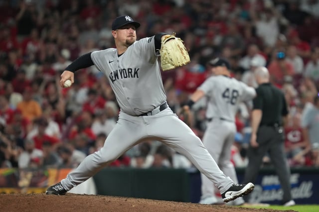 CINCINNATI, OHIO - JUNE 24: Mark Leiter Jr. #56 of the New York Yankees pitches during the game against the Cincinnati Reds at Great American Ball Park on June 24, 2025 in Cincinnati, Ohio.