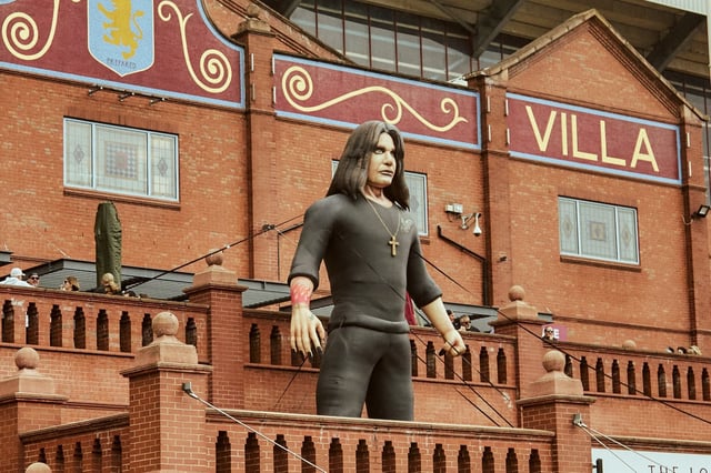 El estadio del Aston Villa se convirtió en la casa de Ozzy Osbourne, el escenario elegido para el último rugido del &#34;príncipe de las tinieblas&#34;