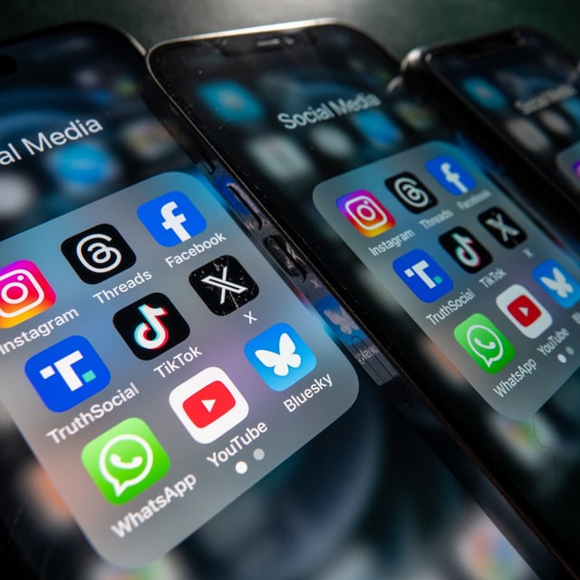 Instagram's Threads is rapidly closing the gap with X in mobile daily users.