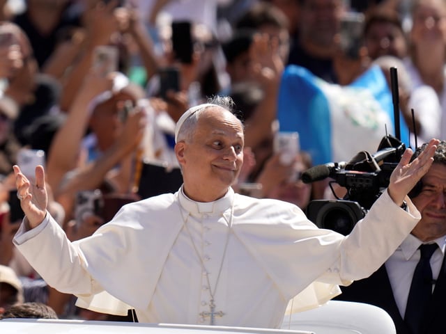 FILE - Pope Leo XIV gestures as he arrives for his weekly general audience in St. Peter's Square at The Vatican, Wednesday, June 4, 2025. (AP Photo/Gregorio Borgia, File)