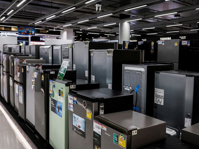 Refrigerators are displayed at a shopping mall, following the announcement that U.S. President Donald Trump would impose tariffs of 36% on goods from Thailand starting on August 1, in Bangkok, Thailand, July 8, 2025. REUTERS/Chalinee Thirasupa