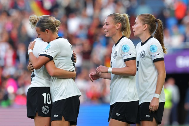 Soccer Football - UEFA Women's Euro 2025 - Group C - Germany v Denmark - St. Jakob-Park, Basel, Switzerland - July 8, 2025 Germany's Laura Freigang celebrates with teammates after the match REUTERS/Denis Balibouse
