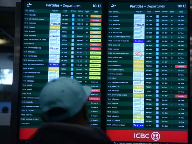 19-06-2024 - Buenos Aires - Vuelos cancelados en Aeroparque y demoras por la neblina Costanera Norte. Foto: Luciano Thieberger. FTP CLARIN LTH_0021.jpg Z Invitado