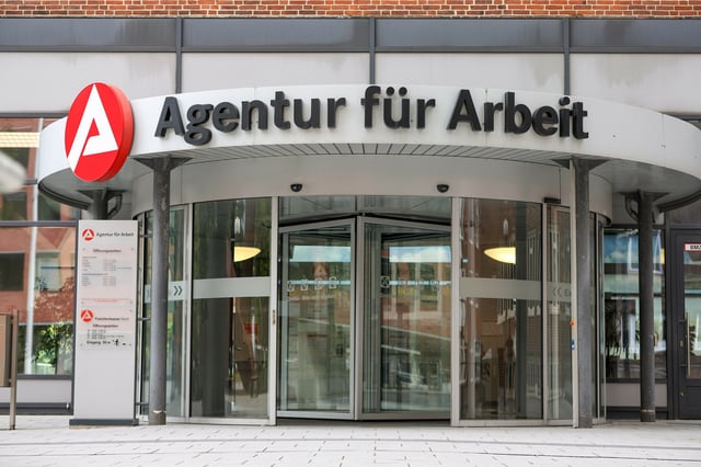 Agentur für Arbeit in Hamburg in der Kurt-Schuhmacher-Allee. (Symbolbild)