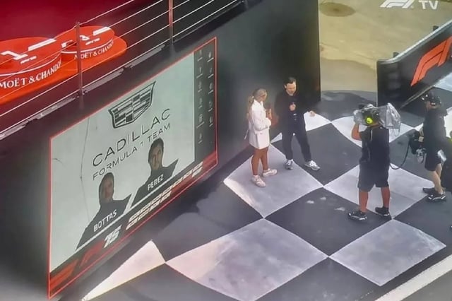En plena transmisión de F1 TV aparecieron ‘Checo’ y Bottas como pilotos de Cadillac y la imagen se volvió viral en segundos. (Foto: Redes sociales)