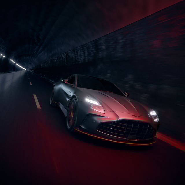 Aston Martin Vantage S