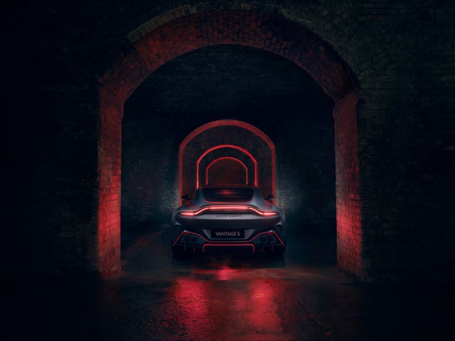 Aston Martin Vantage S