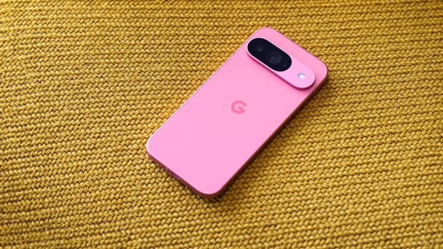 Google Pixel 10 Pro live images leaked, here is what it looks like